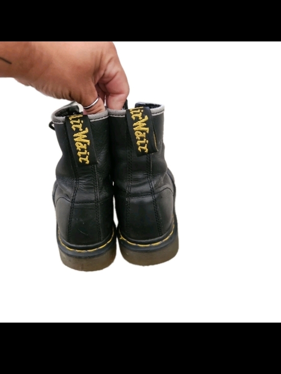 Dr. Martens Unisex 1460 Black Pebbled Leather Classic Rock Punk Boot 7m 9W main image 10